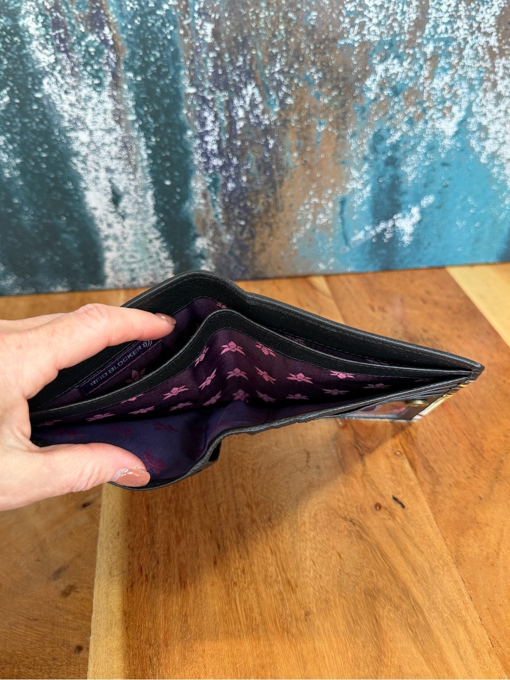 Anuschka Maximalist Tiger Hand-Painted Leather Wallet - Picture 5 of 11